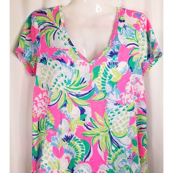 Lily Pulitzer Tropical Pineapple Design Pink Women's Top V-Neck Classic Lily - Picture 2 of 8